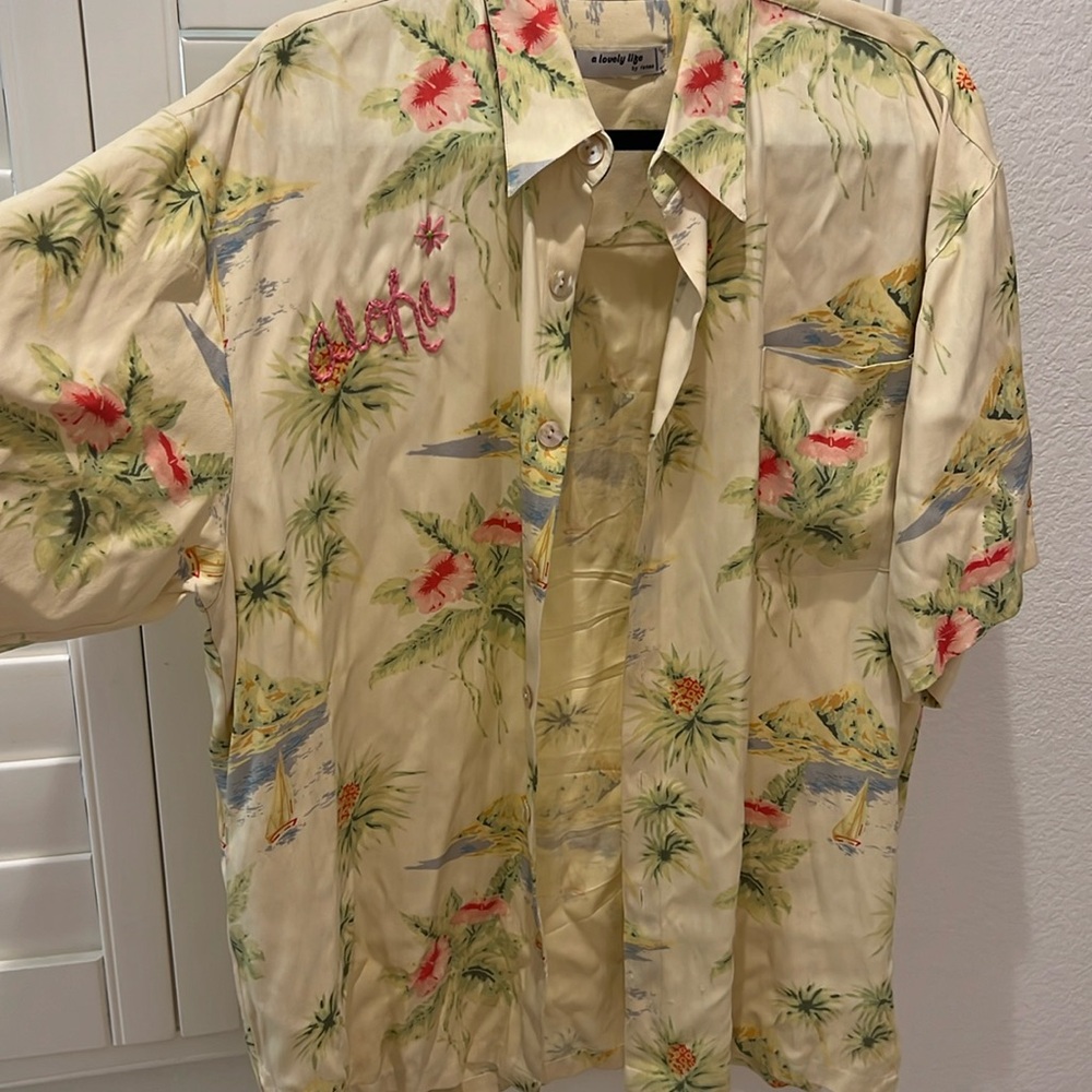 Embroidered rare vintage aloha shirt
